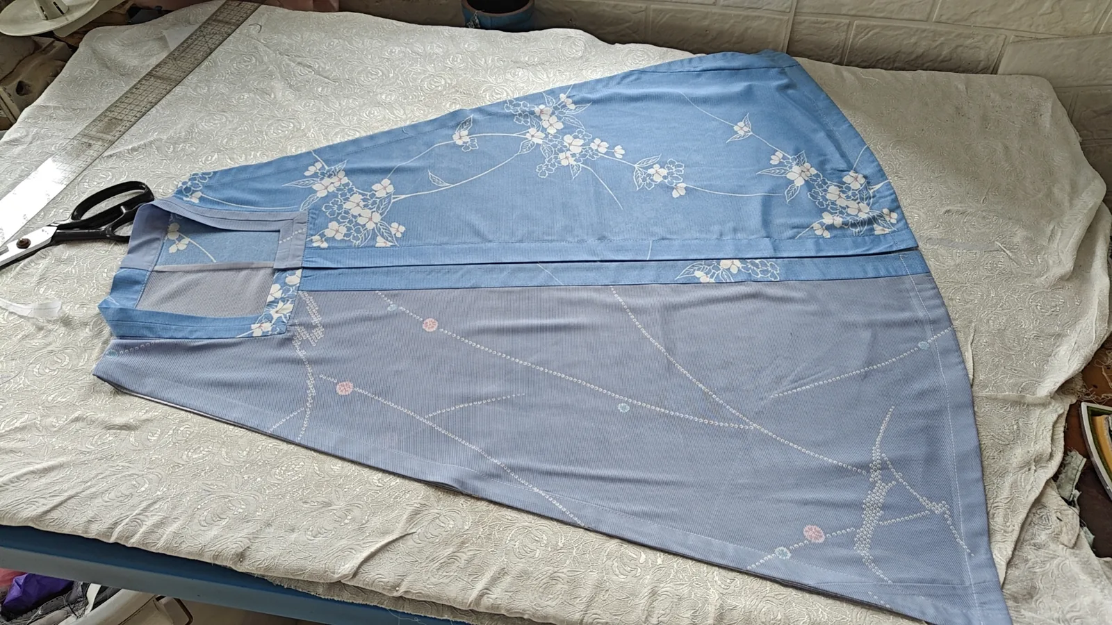方领比甲短衫