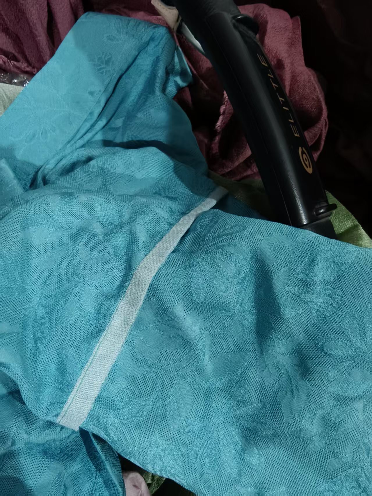 罗粘嵌条